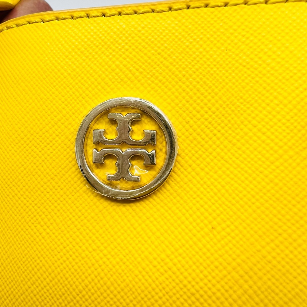 ***Sold*** Tory Burch Robinson - Picture 6 of 10